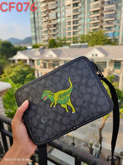 11 Coach Men's Messenger Bag Crossbody Luxury Leather Designer