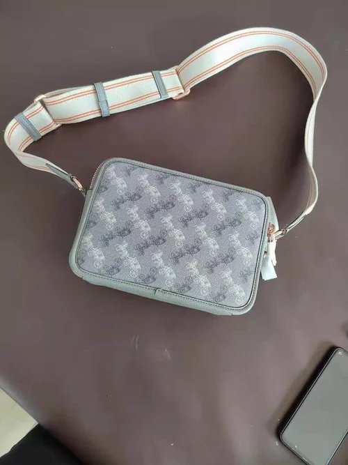 11 Coach Men's Messenger Bag Crossbody Luxury Leather Designer