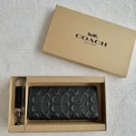 11 Coach Women's Wallet Luxury Leather Bifold Designer