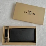 11 Coach Women's Wallet Luxury Leather Bifold Designer