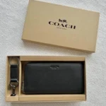 11 Coach Women's Wallet Luxury Leather Bifold Designer