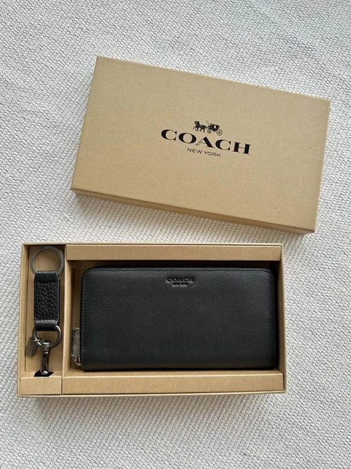 11 Coach Women's Wallet Luxury Leather Bifold Designer
