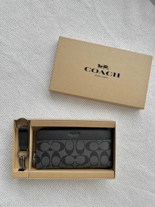 11 Coach Women's Wallet Luxury Leather Bifold Designer