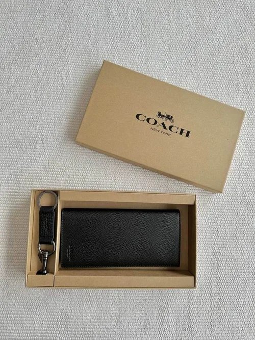 11 Coach Women's Wallet Luxury Leather Bifold Designer