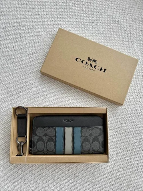 11 Coach Women's Wallet Luxury Leather Bifold Designer