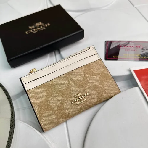 11 Coach Women's Wallet Luxury Leather Bifold Designer