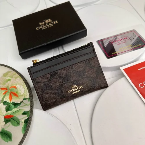 11 Coach Women's Wallet Luxury Leather Bifold Designer