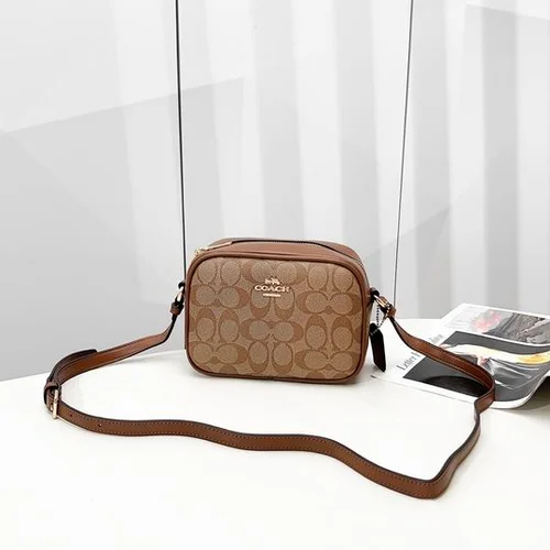 11 Coach Jamie Camera Bag Small Crossbody Women Luxury Leather