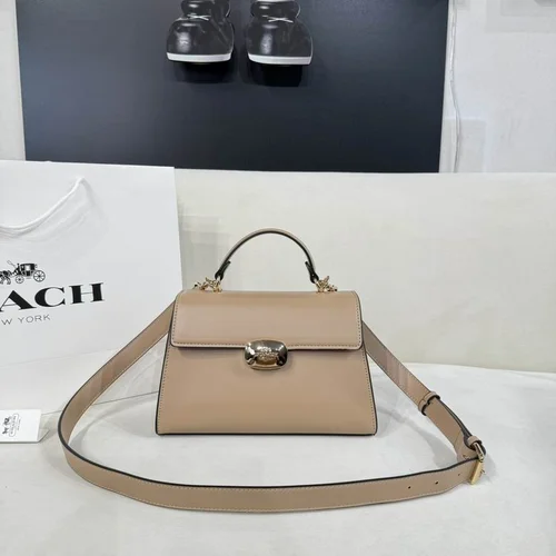 11 Coach Women's Handbags Large Luxury Leather Designer Collection