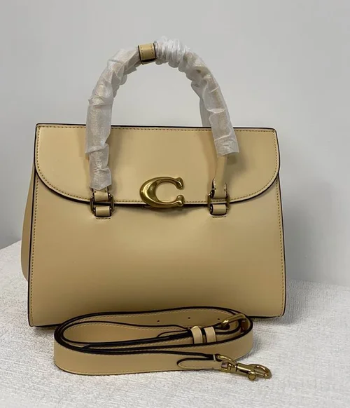 11 Coach Women's Handbags Large Luxury Leather Designer Collection