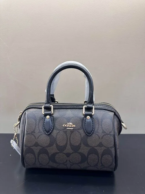 11 Coach Pillow Tabby Shoulder Bag Women Luxury Quilted Leather