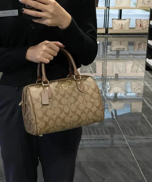 11 Coach Pillow Tabby Shoulder Bag Women Luxury Quilted Leather