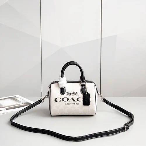 11 Coach Pillow Tabby Shoulder Bag Women Luxury Quilted Leather