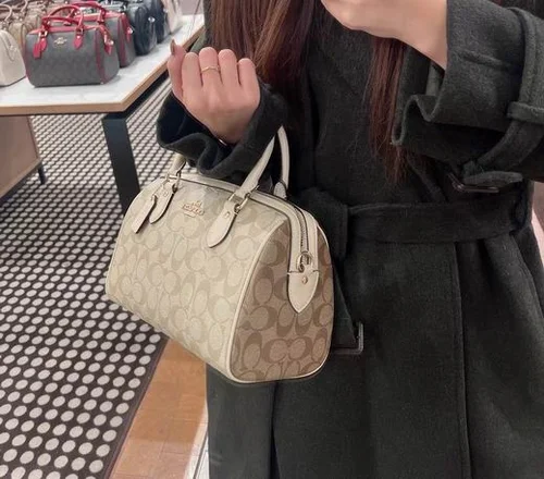 11 Coach Pillow Tabby Shoulder Bag Women Luxury Quilted Leather