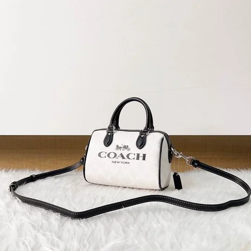 11 Coach Pillow Tabby Shoulder Bag Women Luxury Quilted Leather