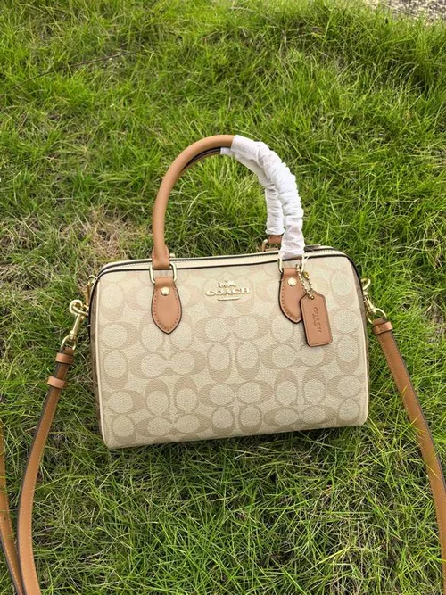 11 Coach Pillow Tabby Shoulder Bag Women Luxury Quilted Leather