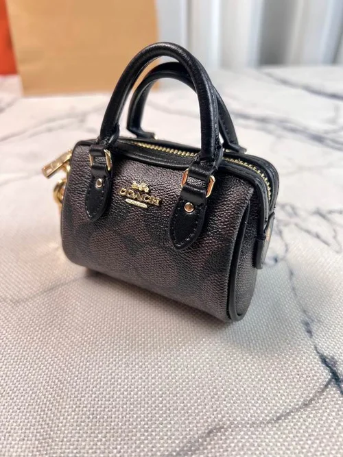 11 Coach Pillow Tabby Shoulder Bag Women Luxury Quilted Leather