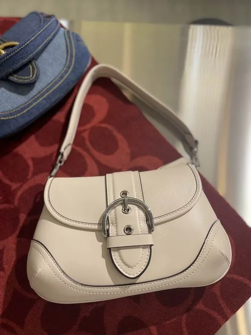 11 Coach Underarm Bag Small Women Luxury Leather Designer