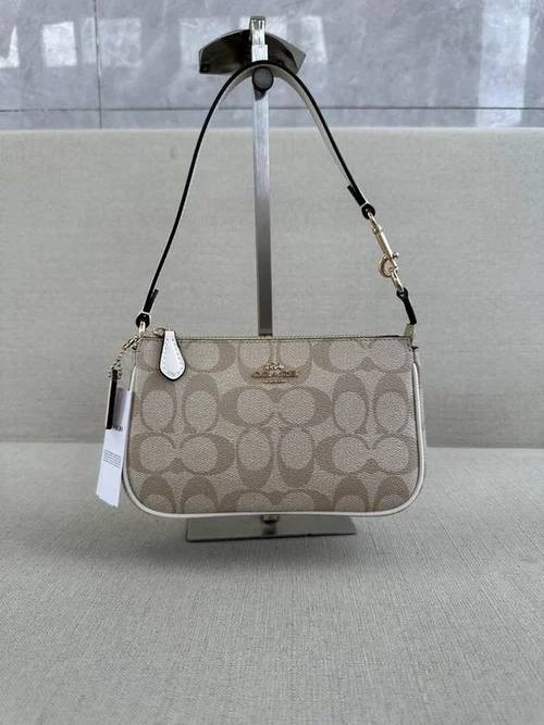 11 Coach Underarm Bag Small Women Luxury Leather Designer