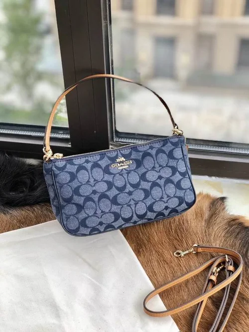 11 Coach Underarm Bag Small Women Luxury Leather Designer