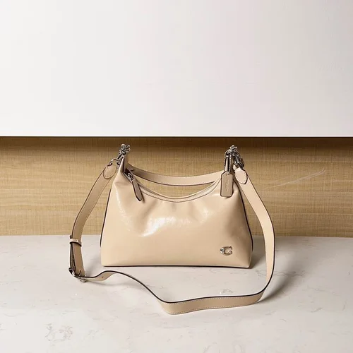 11 Coach Underarm Bag Small Women Luxury Leather Designer