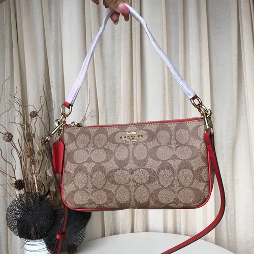 11 Coach Underarm Bag Small Women Luxury Leather Designer