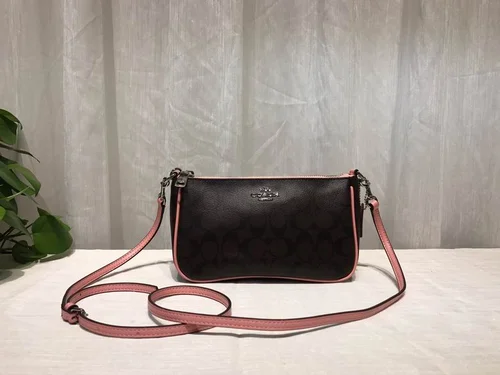 11 Coach Underarm Bag Small Women Luxury Leather Designer