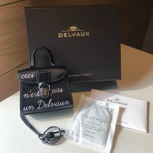 Delvaux Accessories Original Keychain Wallet Luxury Leather