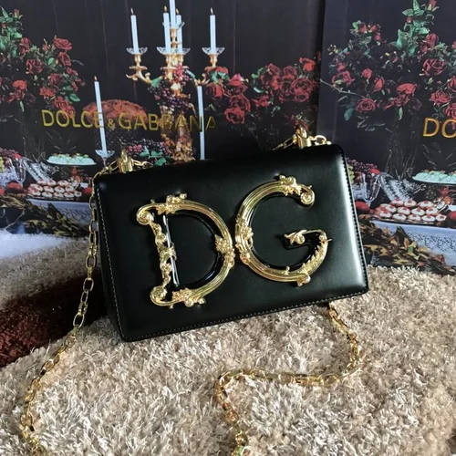 11 Dolce & Gabbana One Shoulder Bag Women Luxury Designer Leather