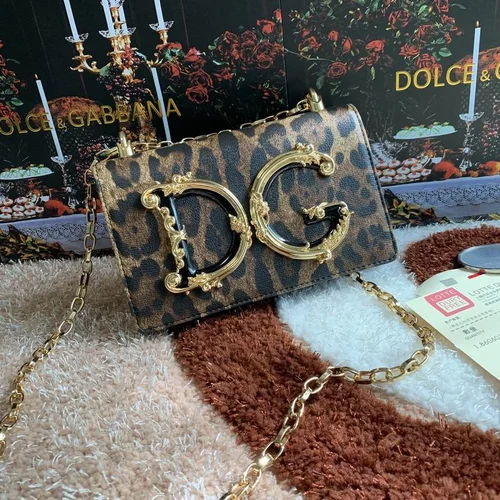 11 Dolce & Gabbana One Shoulder Bag Women Luxury Designer Leather
