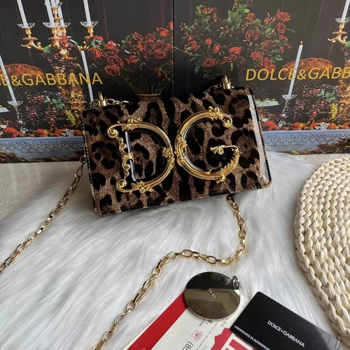 11 Dolce & Gabbana One Shoulder Bag Women Luxury Designer Leather