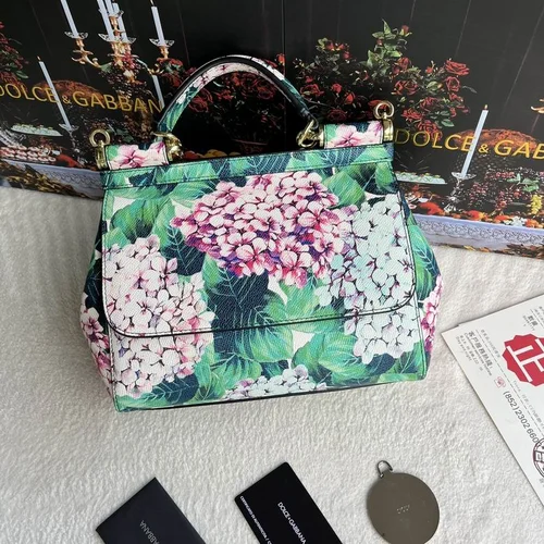 11 Dolce & Gabbana Women's Handbag Medium Luxury Leather Designer