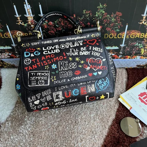 11 Dolce & Gabbana Women's Handbag Medium Luxury Leather Designer