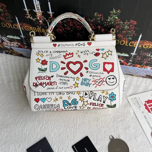 11 Dolce & Gabbana Women's Handbag Medium Luxury Leather Designer