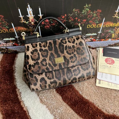 11 Dolce & Gabbana Women's Handbag Medium Luxury Leather Designer