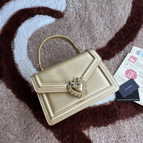 11 Dolce & Gabbana Women's Handbag Medium Luxury Leather Designer