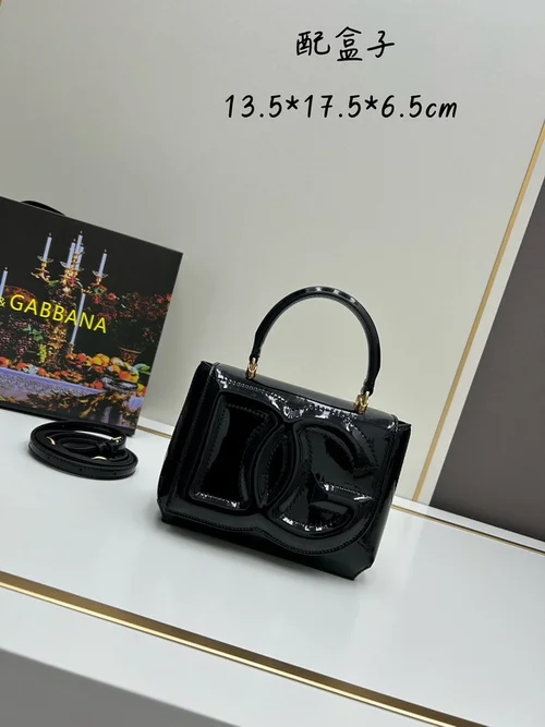 11 Dolce & Gabbana Women's Handbag Medium Luxury Leather Designer