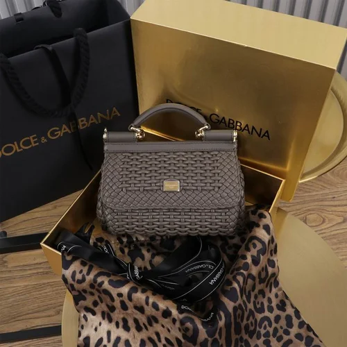 11 Dolce & Gabbana Women's Handbag Medium Luxury Leather Designer