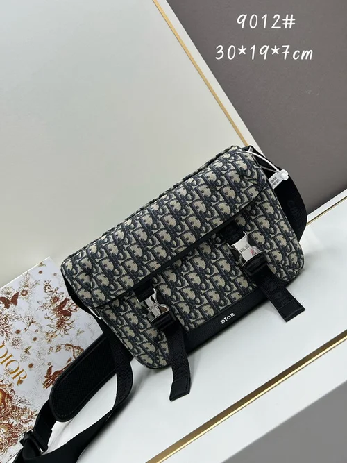 11 Dior Camp Messenger Bag Large Canvas Women Luxury Oblique