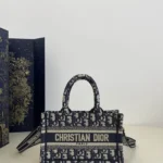 11 Dior Lady Rhombus Diamond Quilted Bag Women Luxury