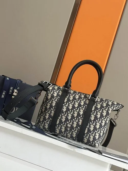 11 Dior Weekender Large Travel Bag Women Luxury Canvas