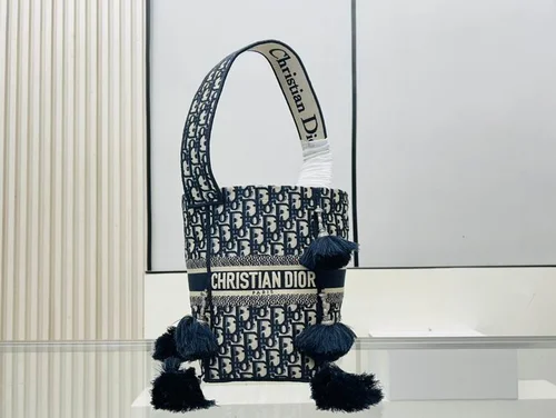 11 Dior Bucket Bag Small Drawstring Women Luxury Leather