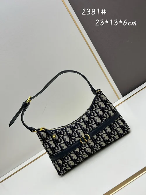 11 Dior Caro Medium Handbag Women Luxury Quilted Leather