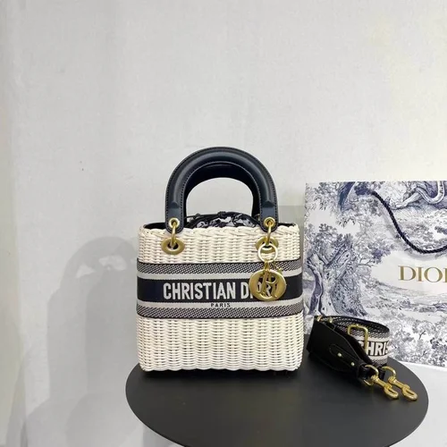 11 Dior Lady Rhombus Diamond Quilted Bag Women Luxury