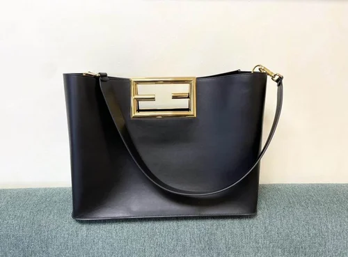 Fendi Peekaboo Original Large Bag Authentic Luxury Leather