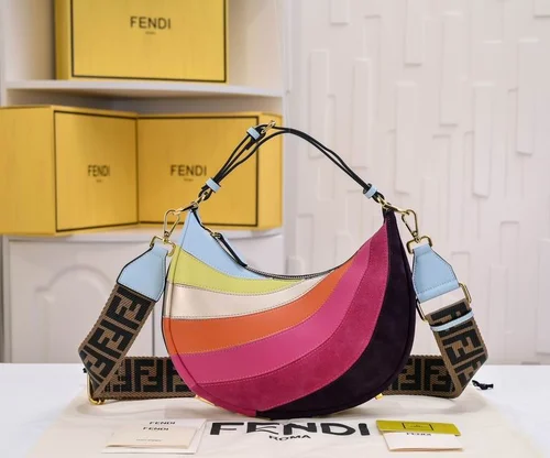 11 Fendi Graphy Medium Shoulder Bag Women Luxury Designer