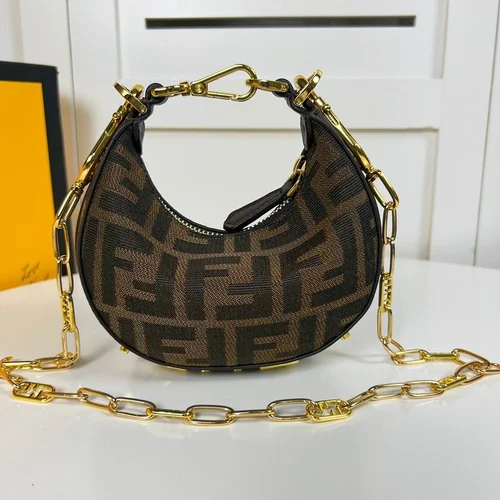 11 Fendi Graphy Medium Shoulder Bag Women Luxury Designer