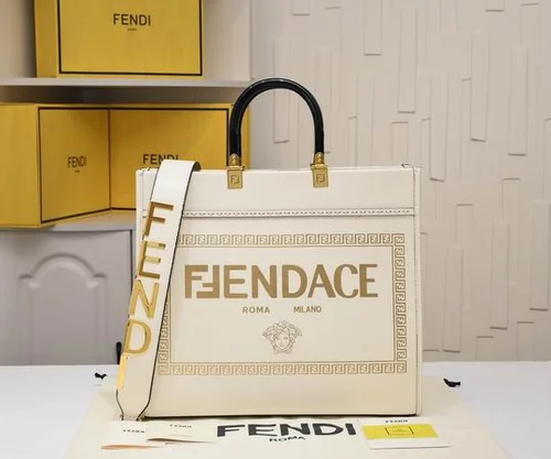 11 Fendi Large Tote Bag Women Luxury Canvas Leather Designer