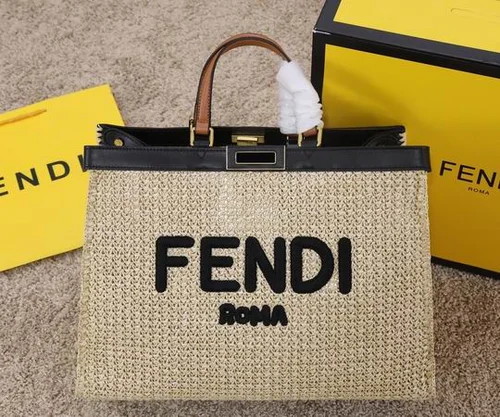 11 Fendi Large Tote Bag Women Luxury Canvas Leather Designer