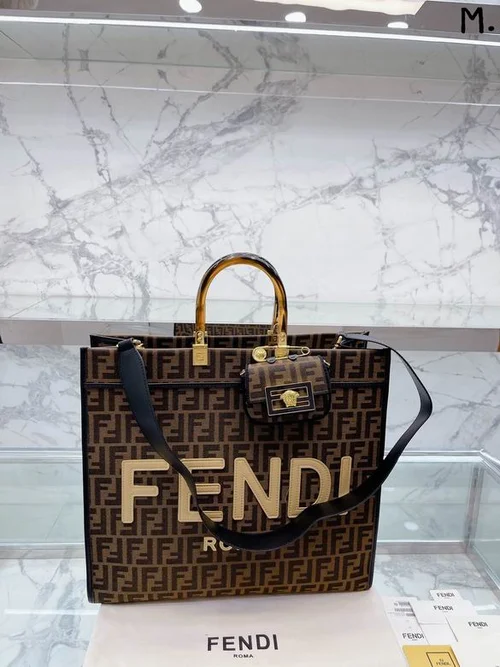 11 Fendi Large Tote Bag Women Luxury Canvas Leather Designer